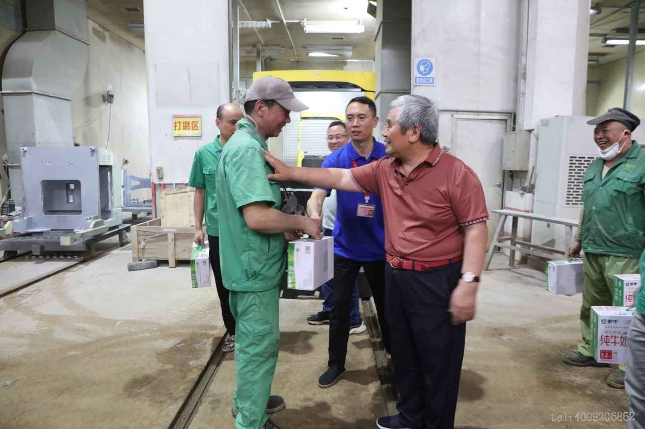 公司領導深入一線慰問員工，傳遞溫暖關懷(圖2)